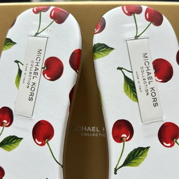 MICHAEL KORS COLLECTION DELPHINE RUNWAY PRINTED LEATHER SLIDES IN CHERRY US 8 - Picture 7 of 14